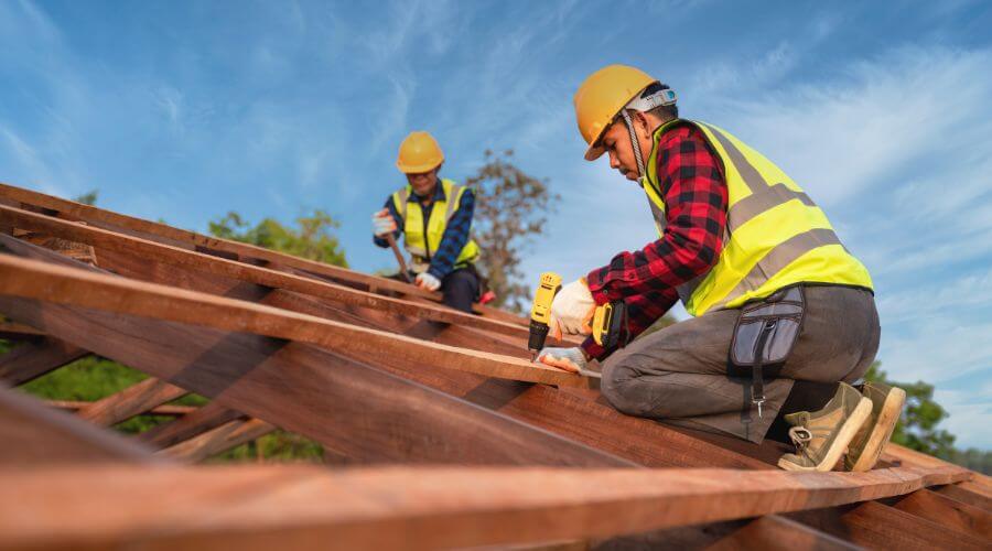 Owens Corning roofing contractor in Meeteetse, WY